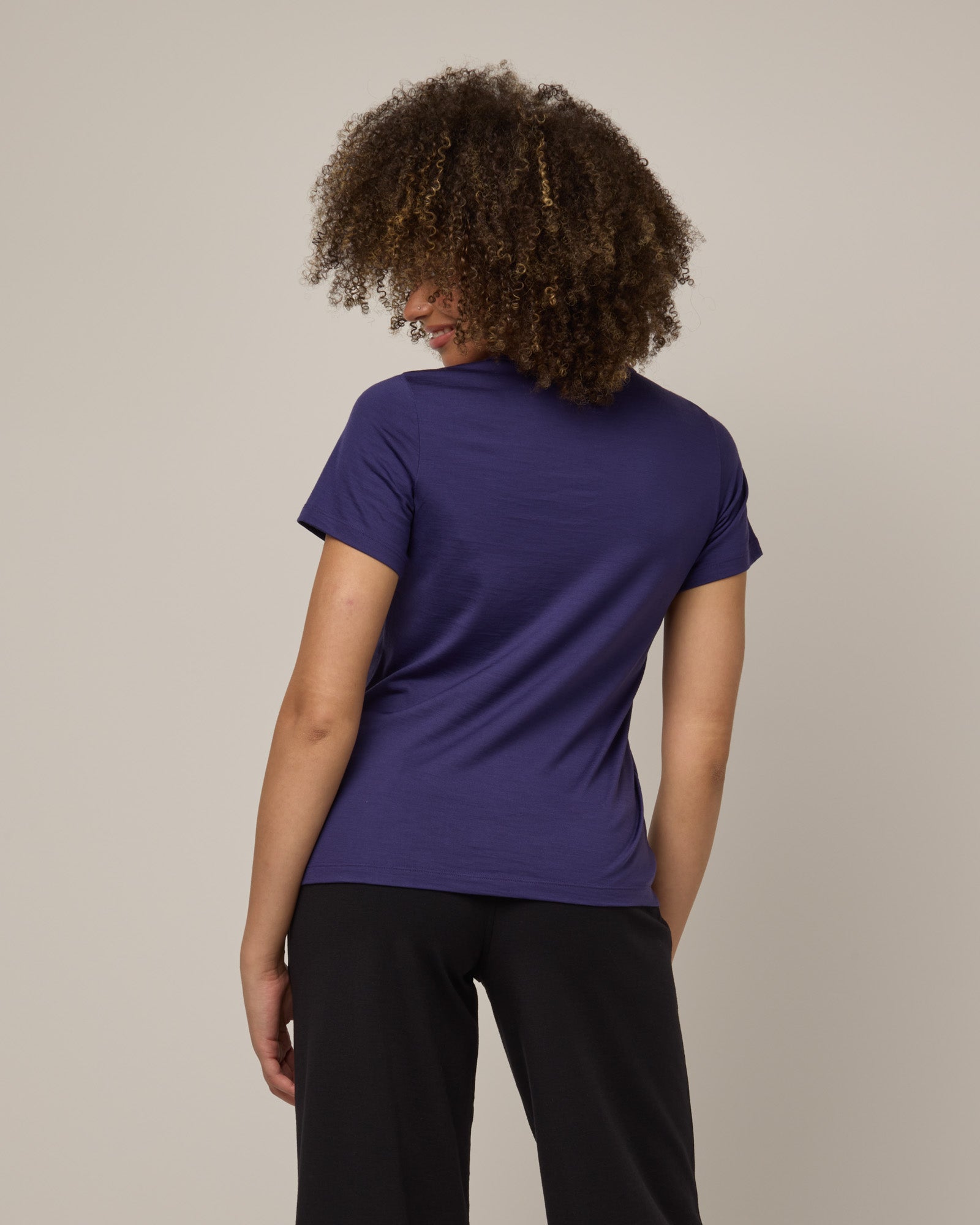 T-shirt ajusté Cara Signature