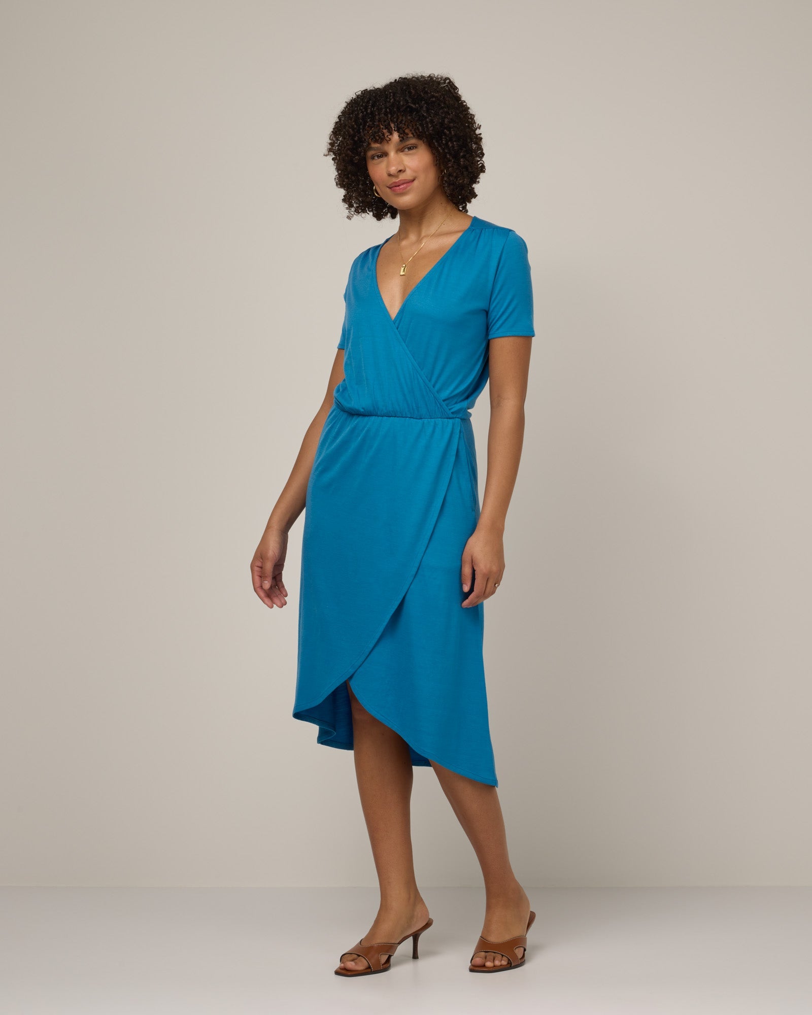 Robe à ourlet tulipe Ines