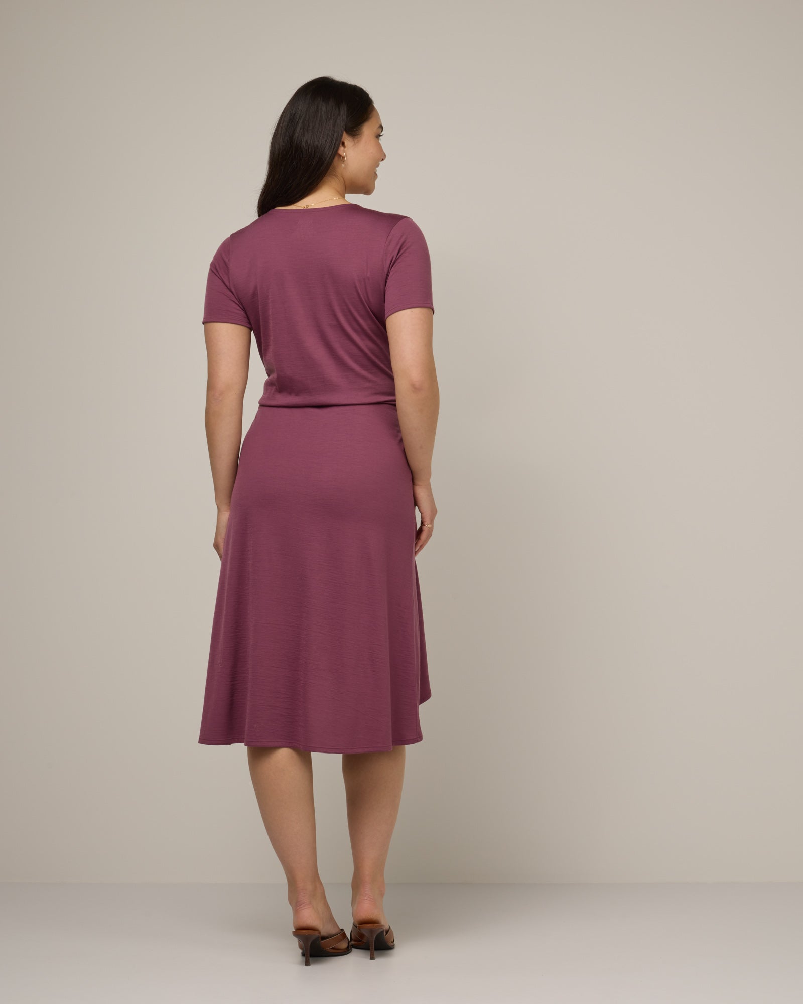 Robe à ourlet tulipe Ines