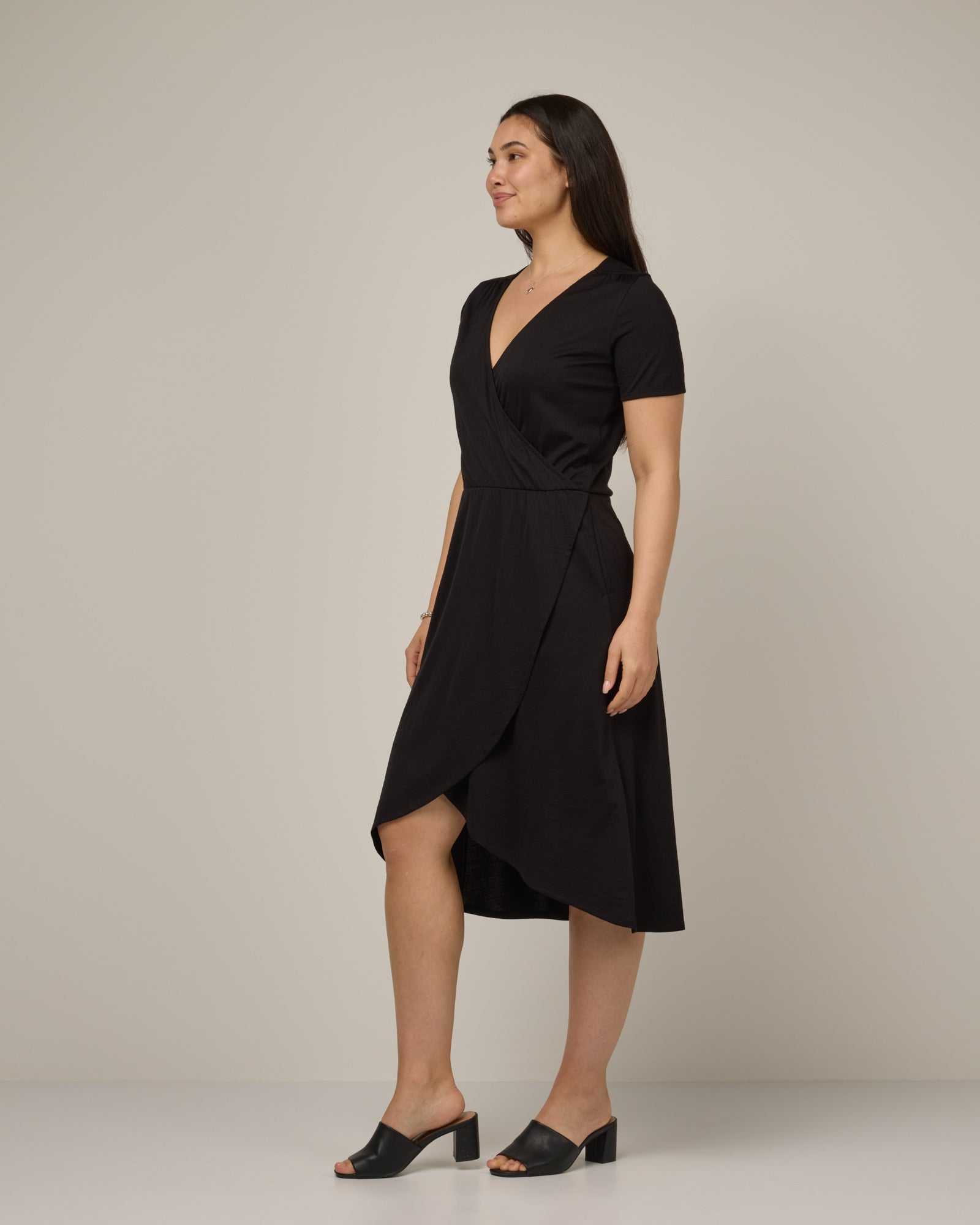 Robe à ourlet tulipe Ines